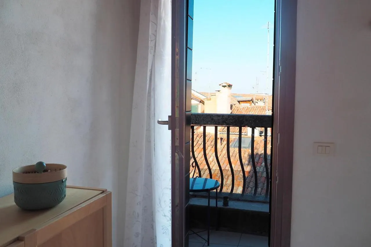 Biennale Area With Terrace And View! Apartment Venice